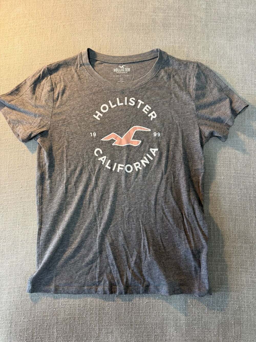 Hollister Classic T-Shirt Graphic Tee Heather Grey